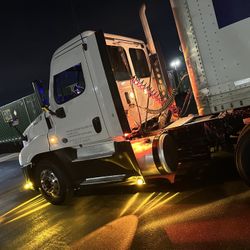 2015 Freightliner Cascadia 