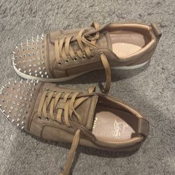 Christian Louboutin Louis Junior Spikes Suede Sneake