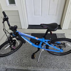 Kona Makena (Needs New Rear Derailer)