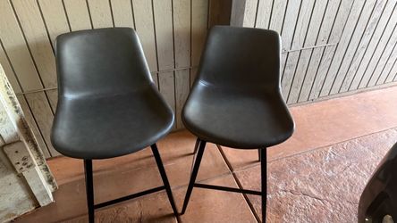 Set of 4 Lue bona Gray leather counter stools 24”high