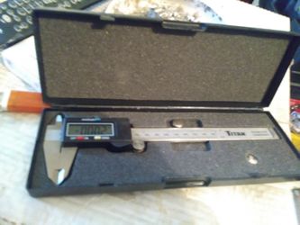 TITAN DIGITAL MICROMETER GAUGE + CASE + NEW BATTERY & EXTRA BATTERY