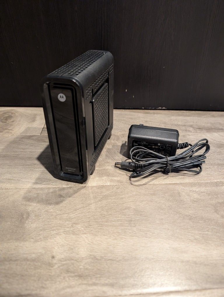Motorola SurfBoard SB6141 Cable Modem