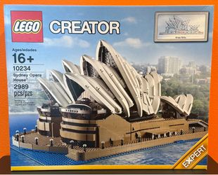 LEGO Creator Expert: Sydney Opera House #10234 New Sealed Box