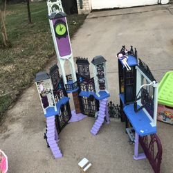 Monster High Doll House 