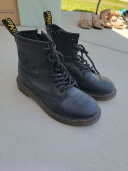 Dr Martens Boots (Air Wair)