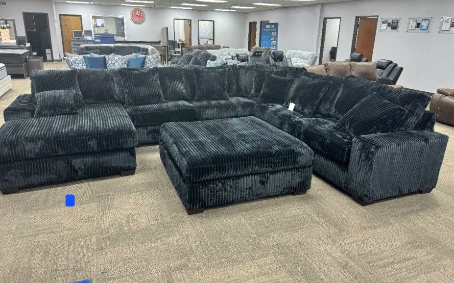 Brand New Livingroom Furniture Sectional Couches Sofa Furniture 🛋