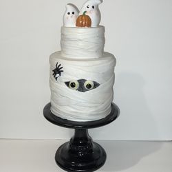 Halloween Mummy Cake