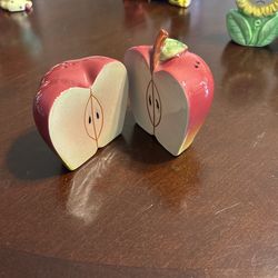 Apple Salt & Pepper