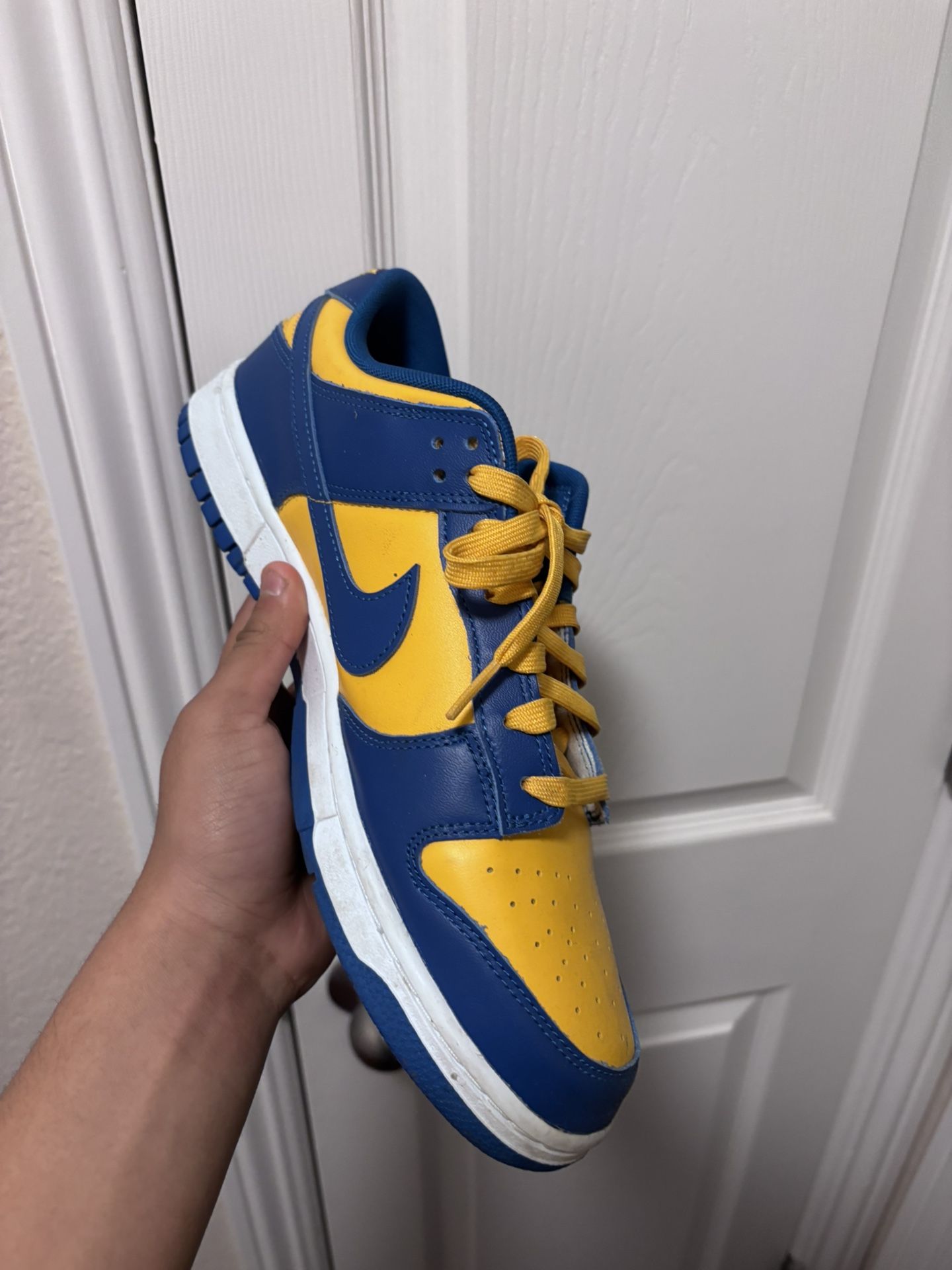 Nike Dunks “Ucla”