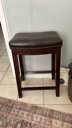Bar stool