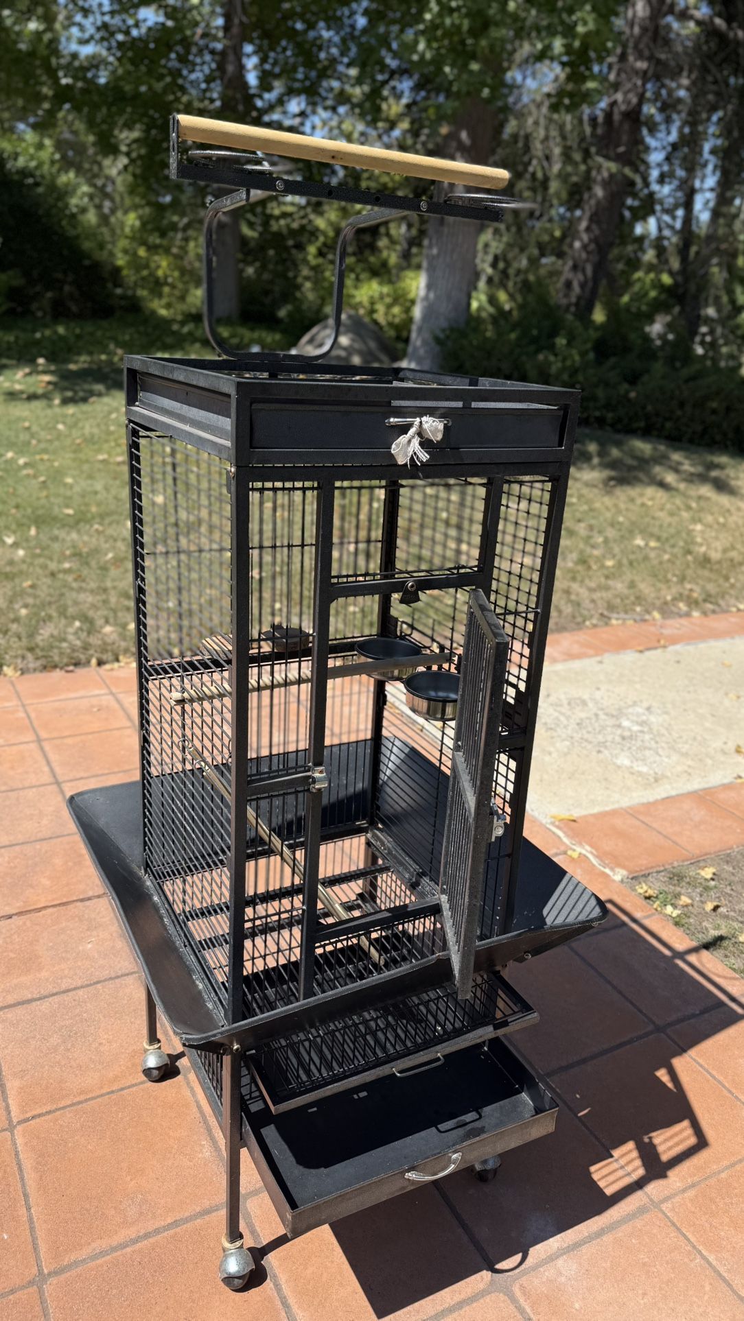 Medium-Large Bird Parrot Cage