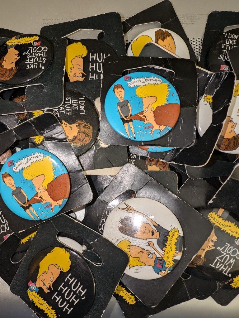 Vintage Beavis and Butthead Collector Pin Back Buttons. From MTV 1993. 1 5/8". 4 @ $5
**Some do have surface rust on back from being in unheated gara