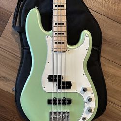 Fender PJ Bass Seafoam Green