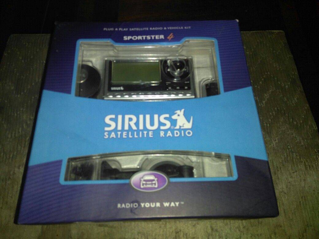 Sirius Sporster 4 Satellite Radio with lifetime subscription