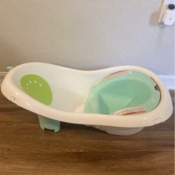 baby's bathtub