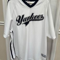 Adult New York Yankees Baseball MLB Jersey size 2xl just $20