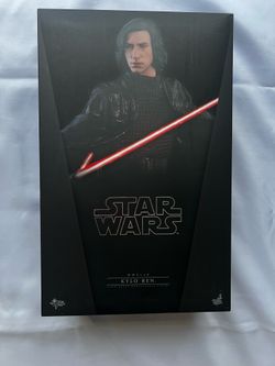 Hot toys Star Wars kylo Ren 1/6th collectible figure