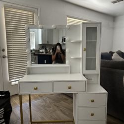 Makeup Vanity