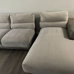 4pc Sectional & Ottoman For Sale!