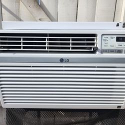 8000 Btu LG Window Air Conditioner With REMOTE