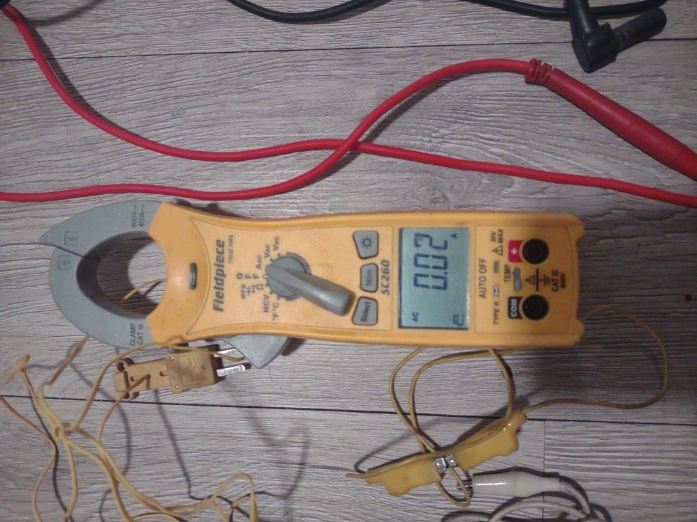 Fieldpiece Compact HVACR Clamp Multimeter SC260