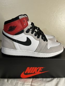Jordan 1 Smoke Grey. Size 6. 