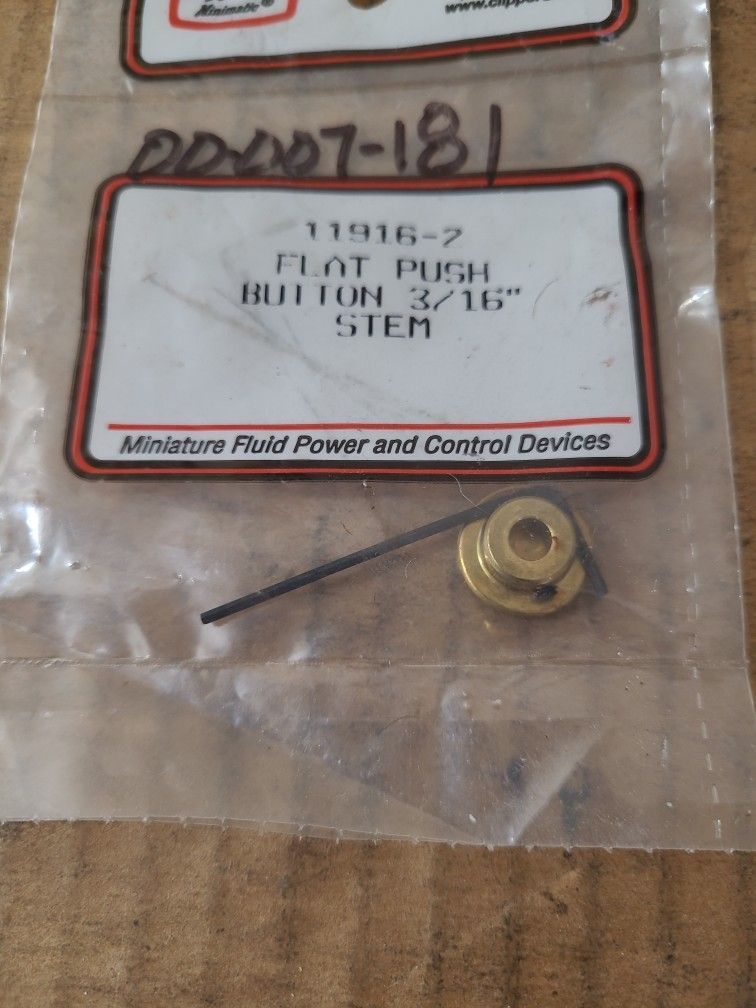 Clippard 11916-2 Flat Push Button 3/16" Stem