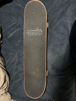 35th Ave skate board