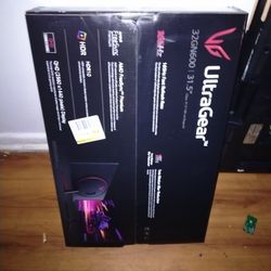 30in Lg Ultra gear Monitor 