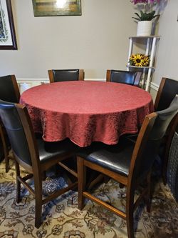 Dinning table with 6 chairs