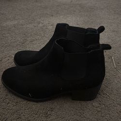 Black boots