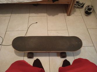 Aston Martin cruiser skateboard