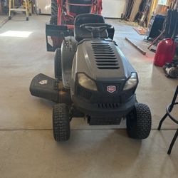 Craftsman  T1000 Riding Mower