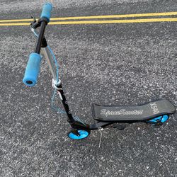 Space Scooter 