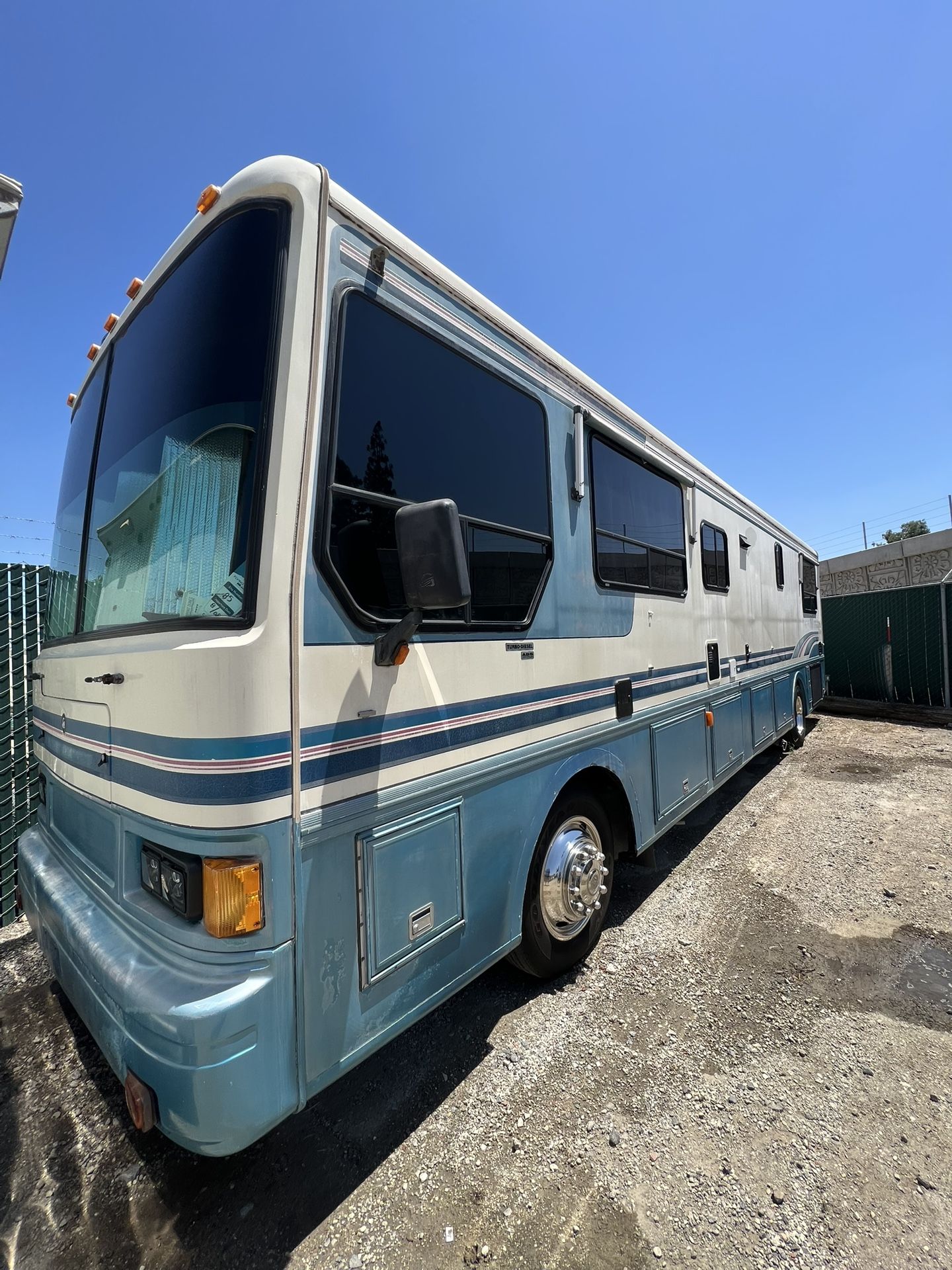 1996 Gulfstream Rv (diesel pusher)
