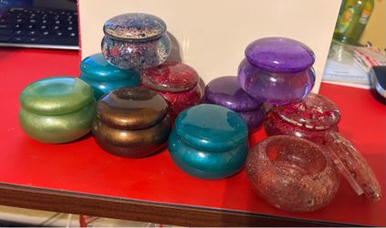 Handmade resin trinket jars