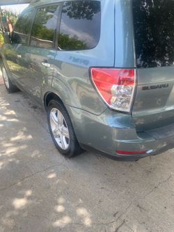 Subaru. Forester.
