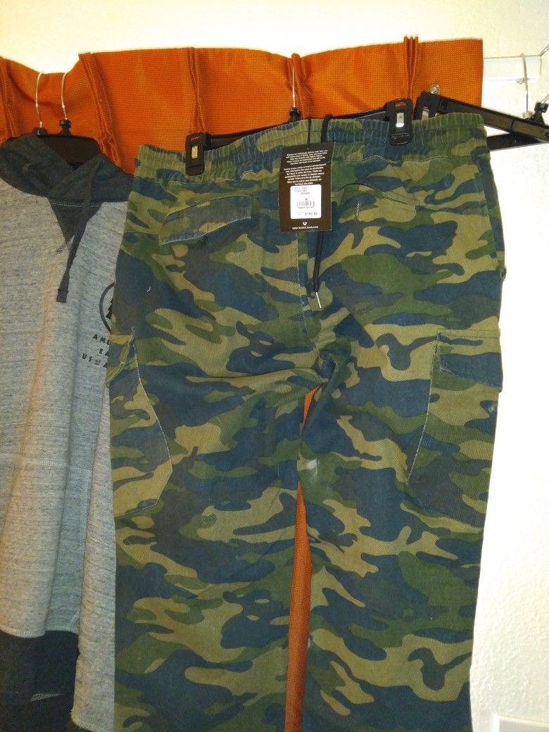 True Religeon Size 38 Camo Drawstring pants