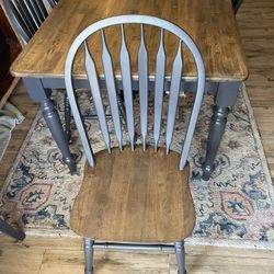 Custom Finished Hardwood Dining Table With 6 Chairs 