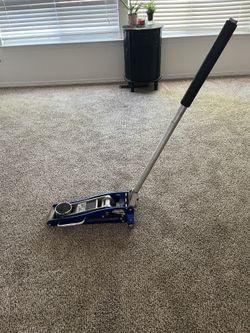 Low Profile 3 Ton Jack 