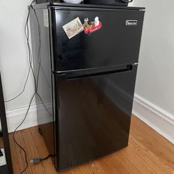 Mini-fridge with freezer (lightly used)