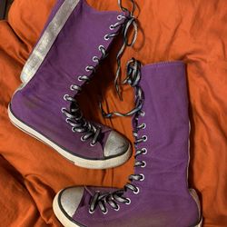 Size 2 high top ankle high converse 