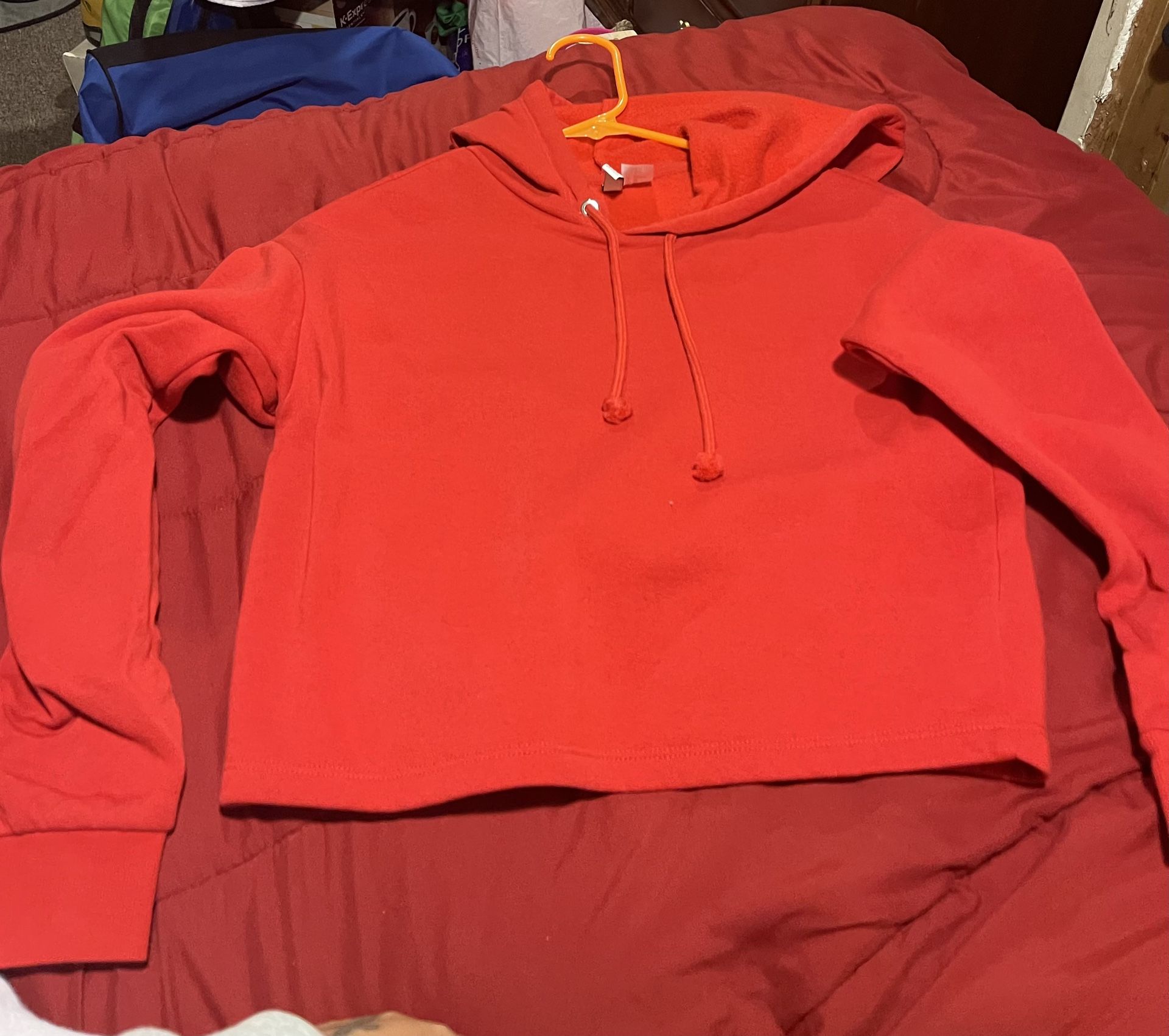 H&’M Cropped Sweater
