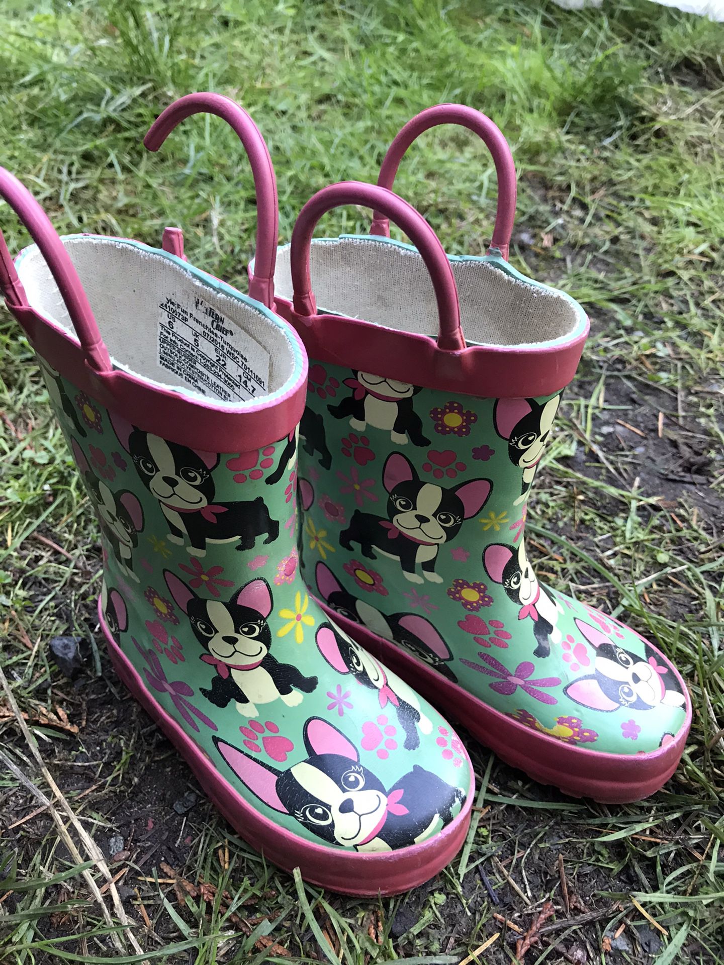 Size 6 rain boots