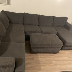 Dark Grey Sectional Couch With Ottoman!
