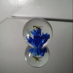 VINTAGE ART GLASS PAPERWEIGHT 3" - V80