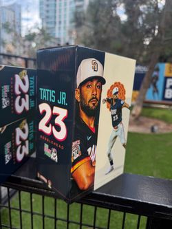 TATIS BOBBLE HEAD 26
