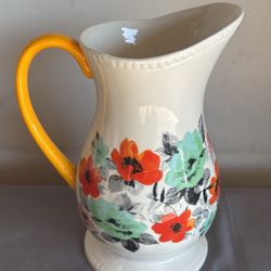 Pioneer Woman 2 Quart Pitcher 
