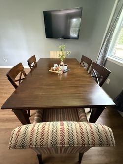 Ethan Allen Table With Double Extensions