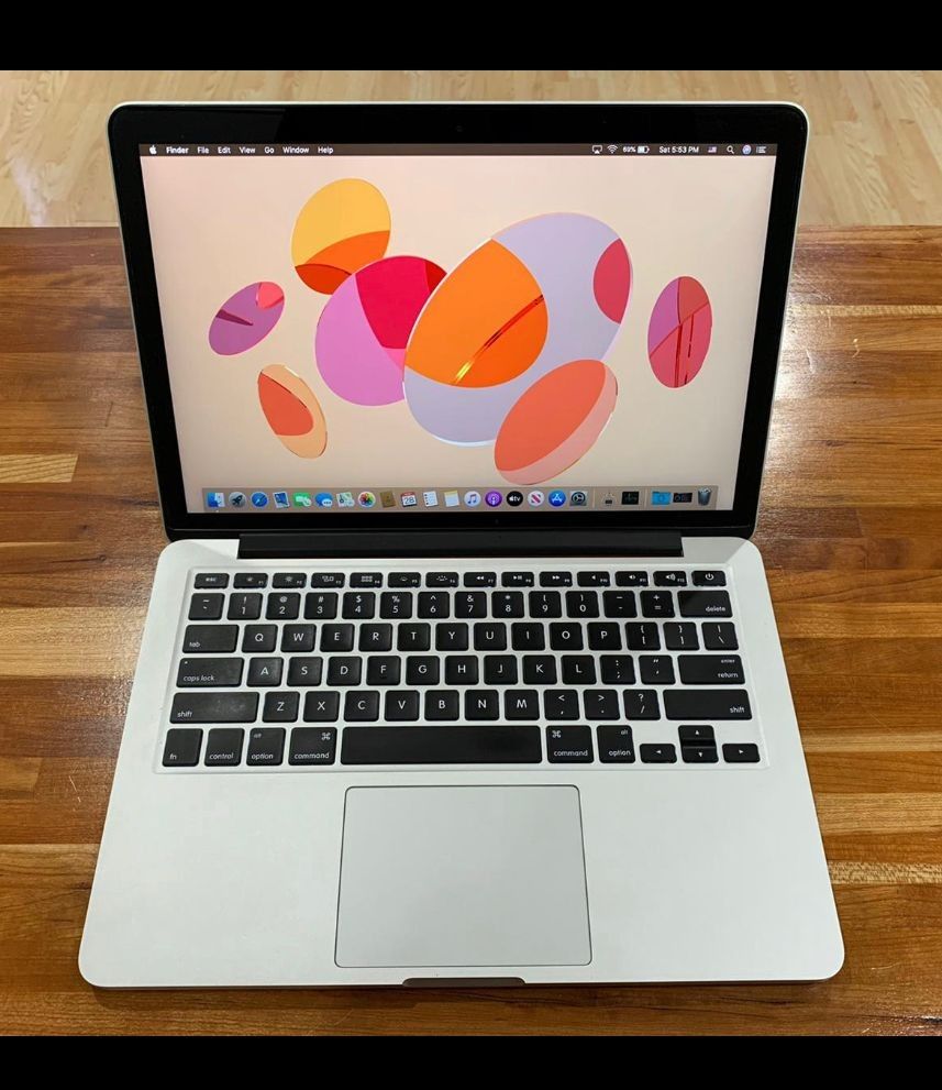 APPLE MACBOOK PRO 13” Retina 2015 2.7Ghz i5 16GB RAM 256GB NEWEST